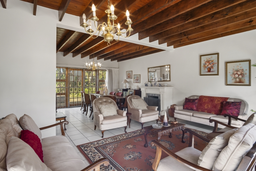 6 Bedroom Property for Sale in Schaap Kraal Western Cape